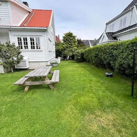 3 Bedroom Full House - Close To Ons & Centrum * Stavanger
